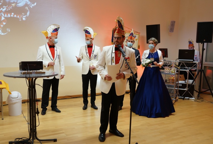 saisoneroeffnung-002